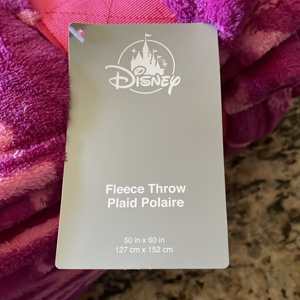 Disney Princess fleece throw - Picture 3 of 11